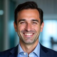 Takım lideri Cenk Demir'in profesyonel fotoğrafı